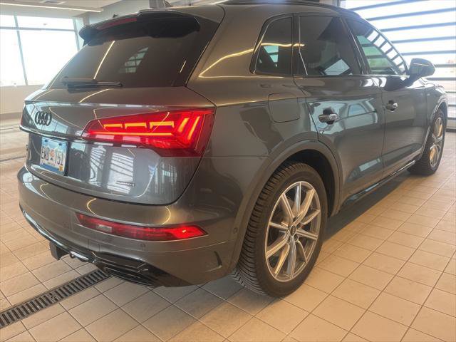 Certified 2025 Audi Q5 e Prestige image 3