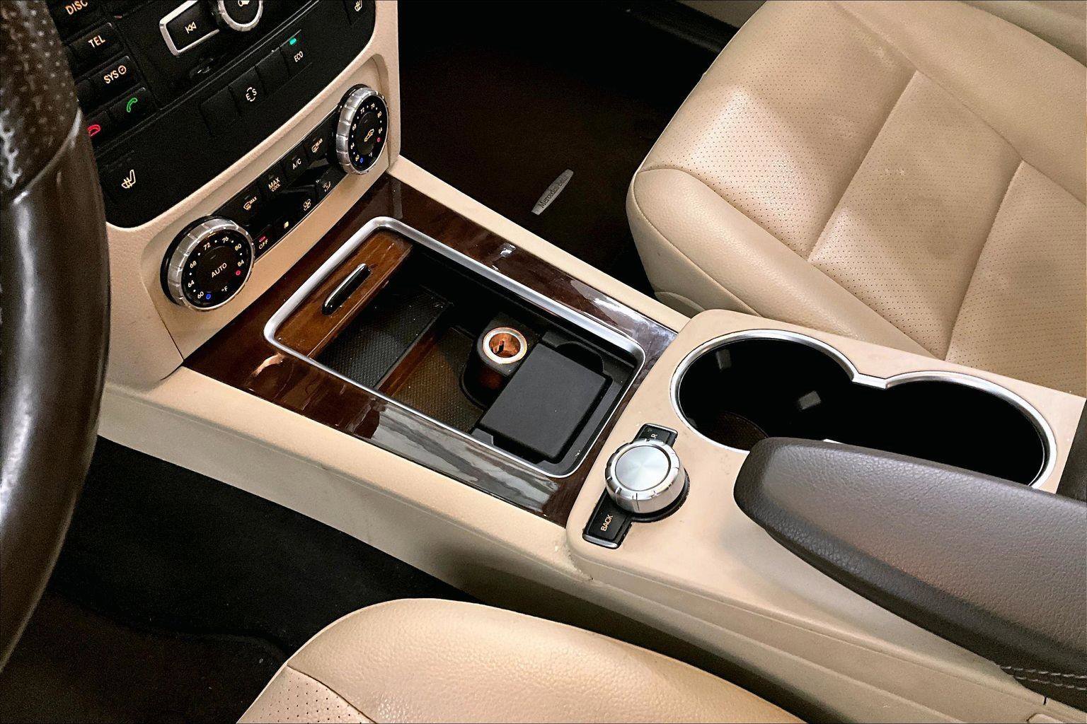 Used 2015 Mercedes-Benz GLK 350 4MATIC image 17