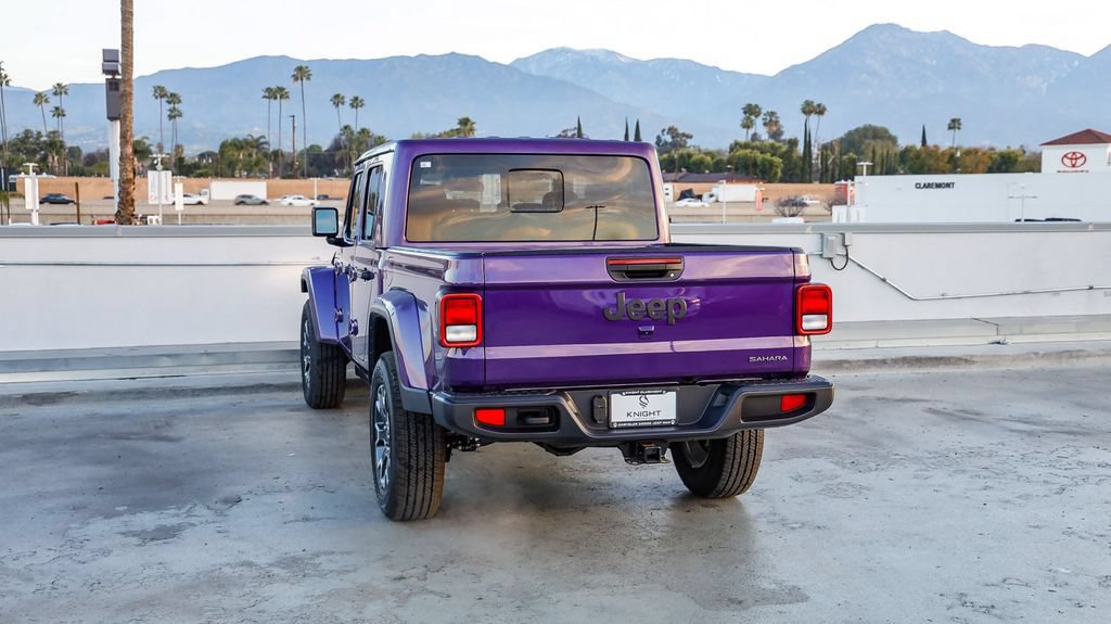 New 2026 Jeep Gladiator Sport AWD/4WD image 7