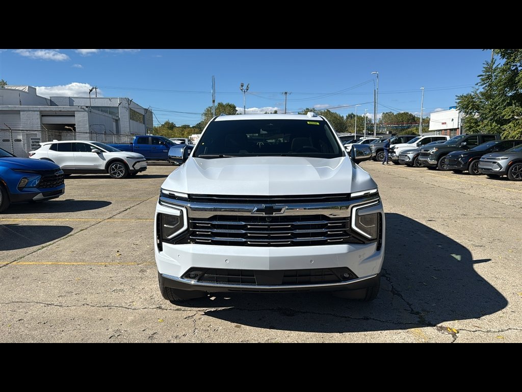 New 2026 Chevrolet Suburban Premier w/ Sun And Tow Package image 32