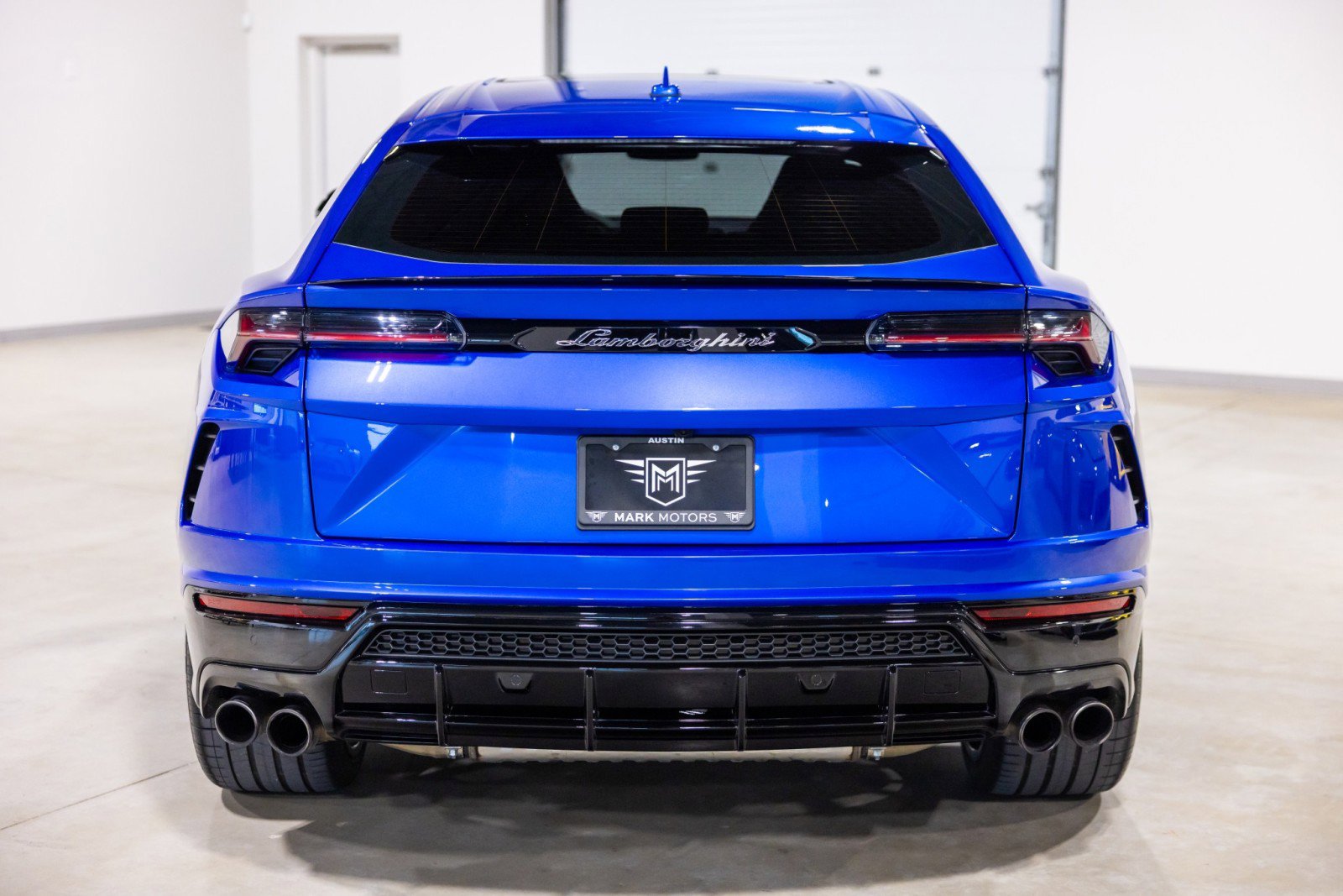 Used 2022 Lamborghini Urus AWD/4WD image 8