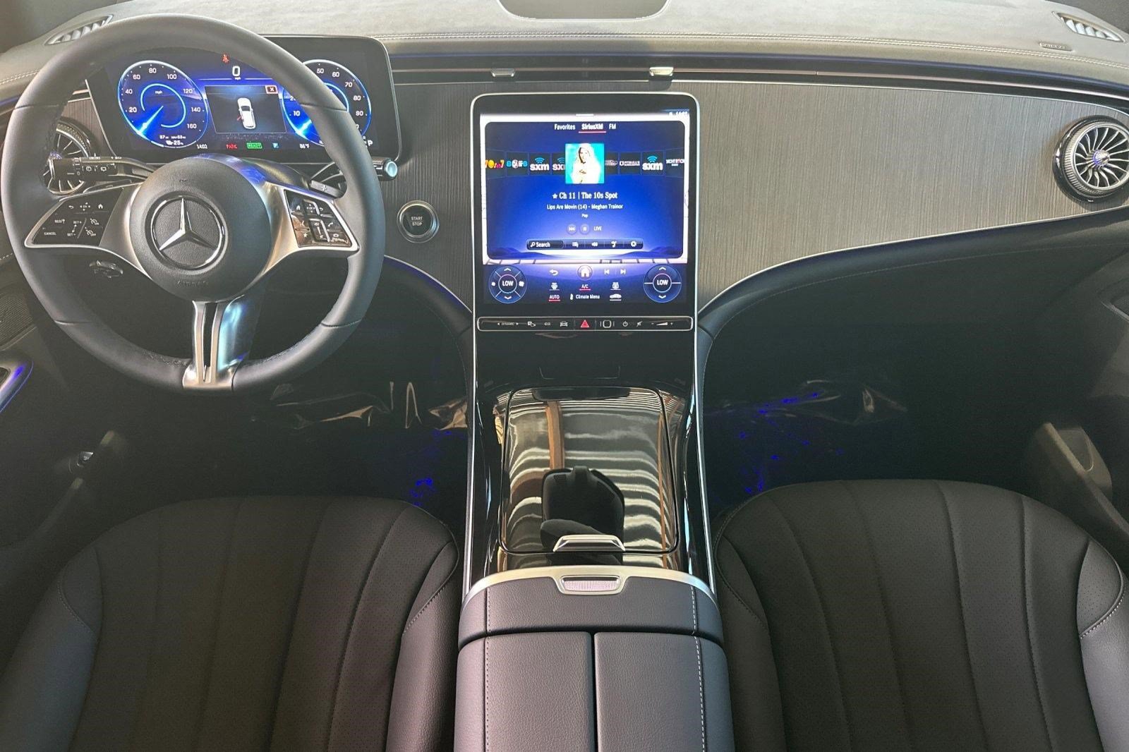 New 2026 Mercedes-Benz EQE 320 4MATIC SUV image 25