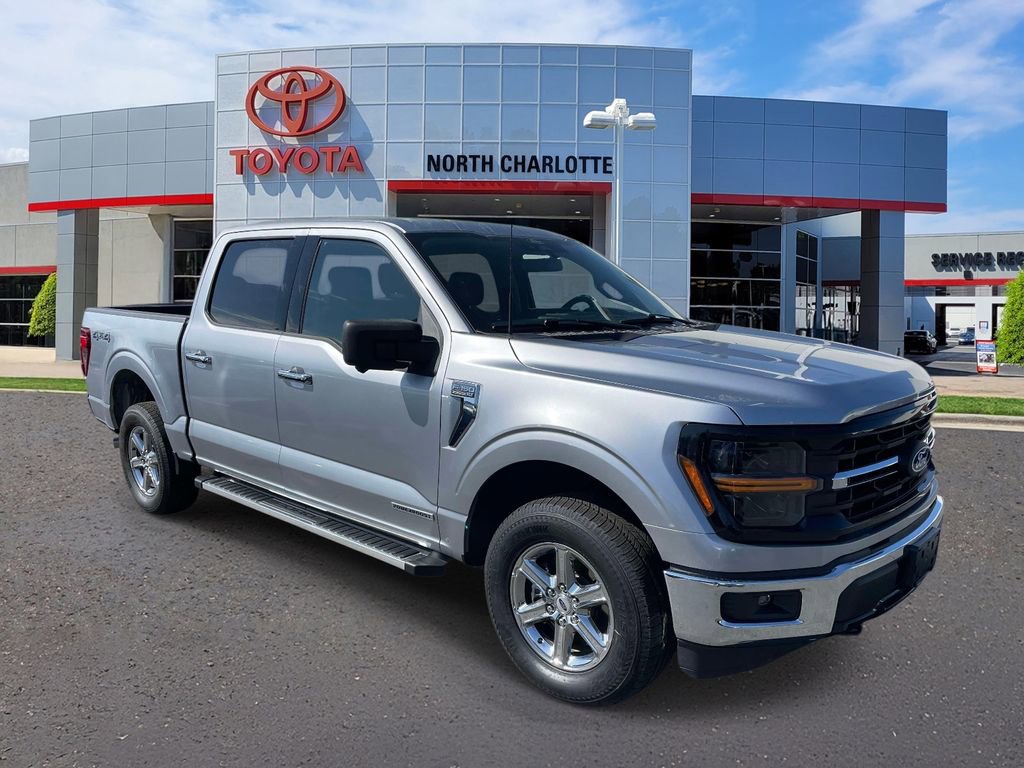 Used 2024 Ford F150 XLT w/ Mobile Office Package image 3