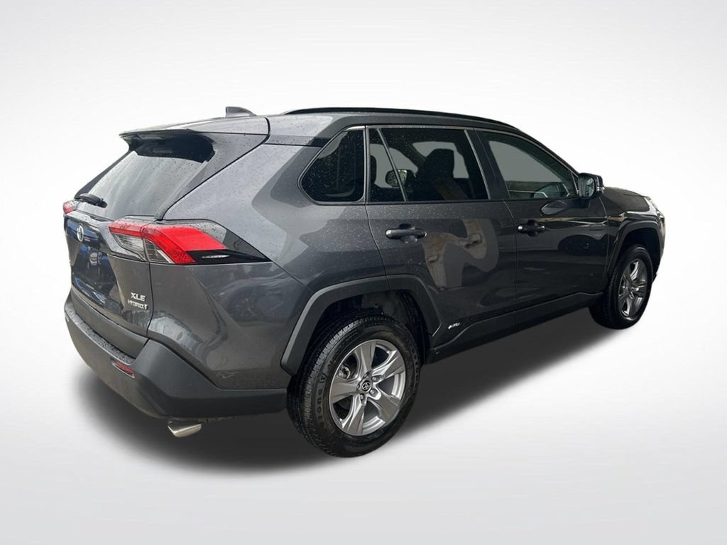 Used 2022 Toyota RAV4 XLE w/ Convenience Package AWD/4WD image 48