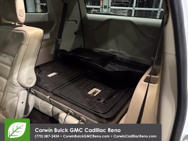Used 2017 GMC Acadia Denali w/ Technology Package AWD/4WD image 35