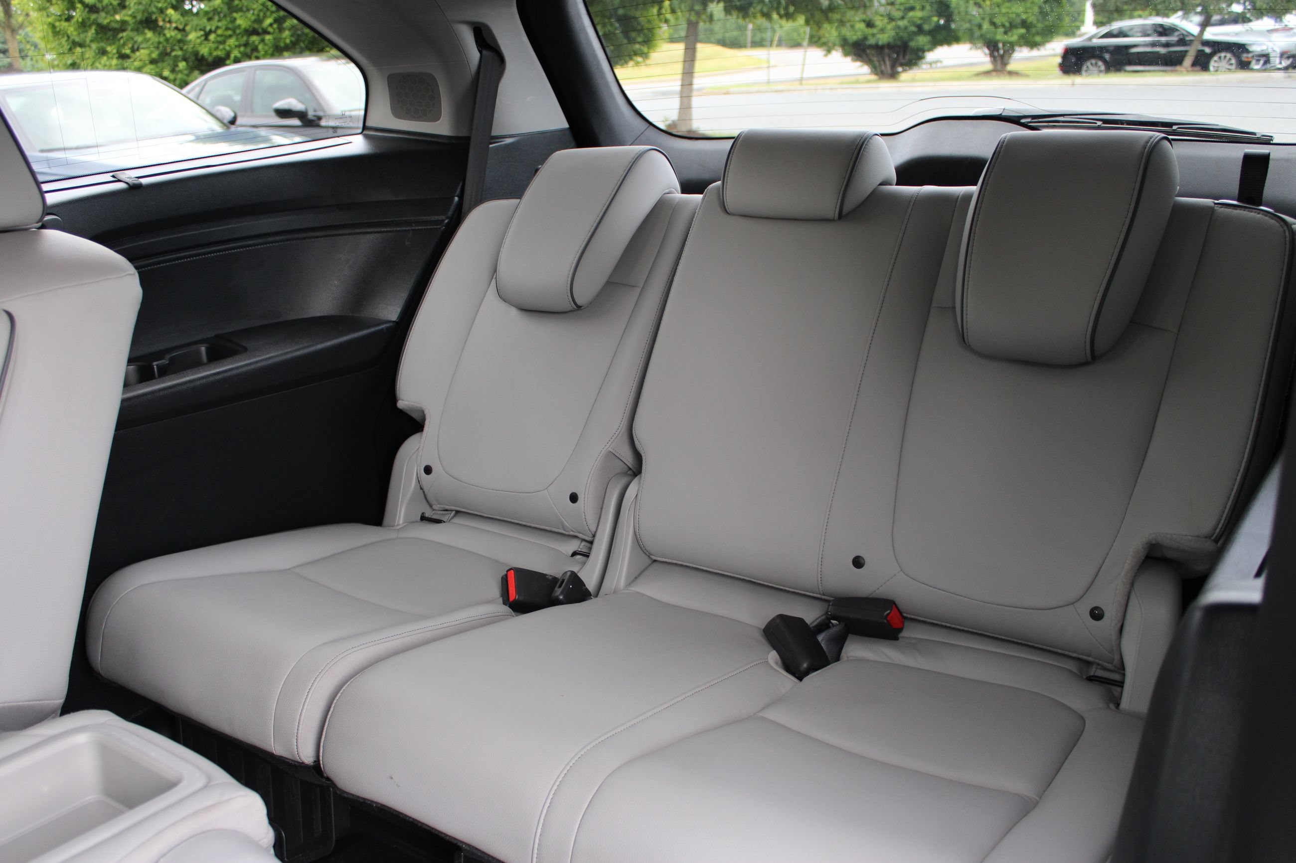 Used 2023 Honda Odyssey Elite image 12