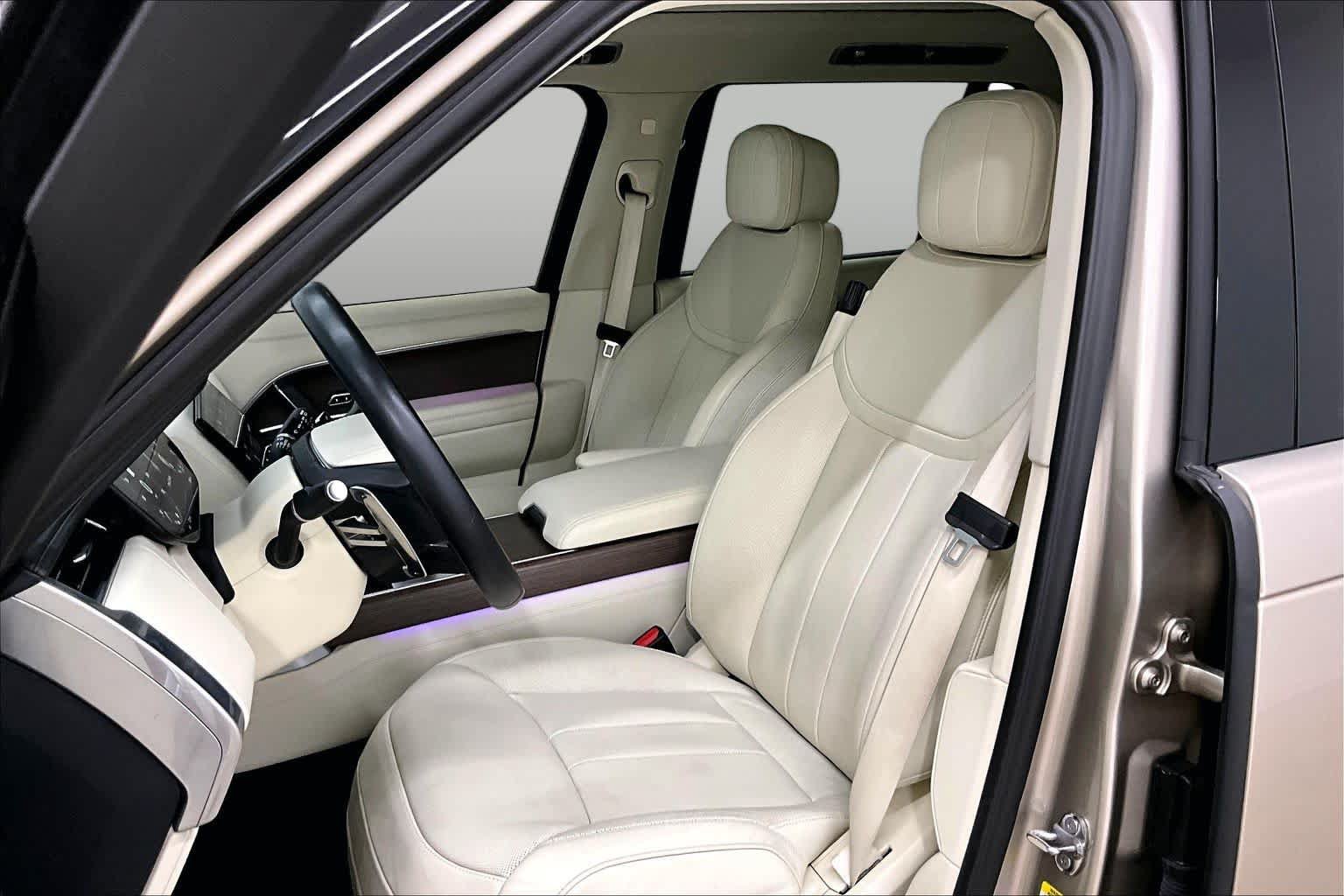 Used 2024 Land Rover Range Rover Long Wheelbase SE AWD/4WD image 8
