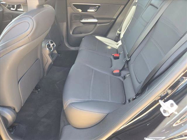 Used 2024 Mercedes-Benz GLC 300 image 19