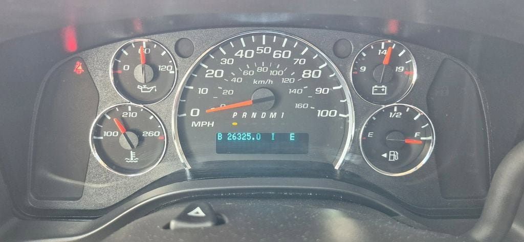 Used 2025 Chevrolet Express 3500 LT w/ LT Preferred Equipment Group RWD image 64