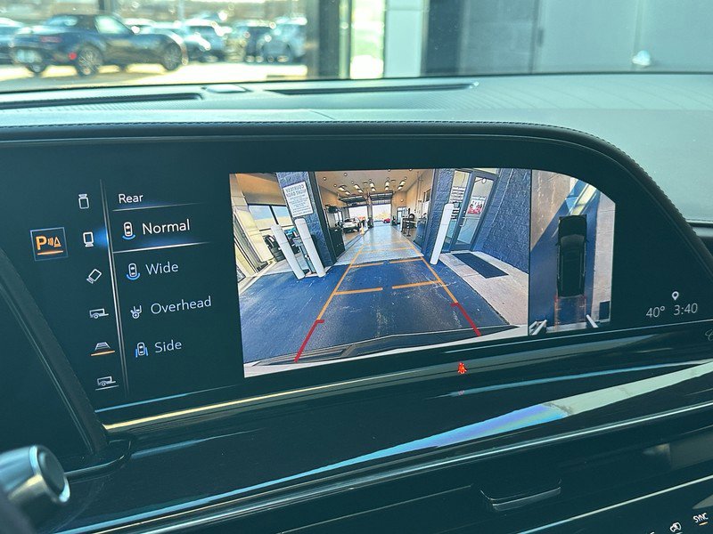 Used 2021 Cadillac Escalade Sport Platinum w/ Heavy-Duty Trailer Package image 27