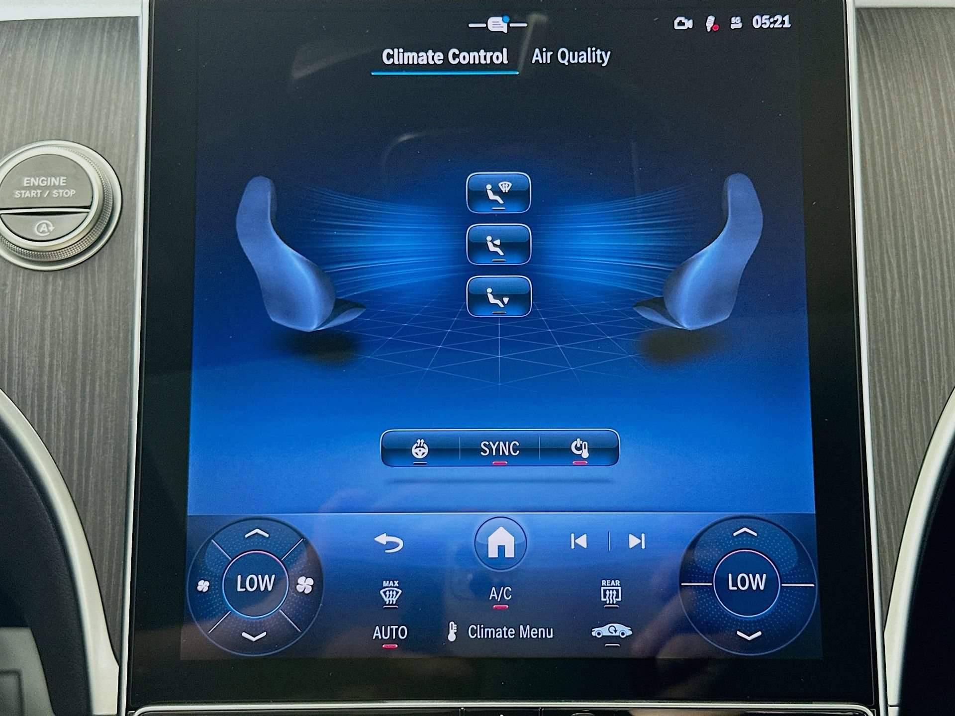 New 2026 Mercedes-Benz CLE 450 4MATIC Coupe image 17
