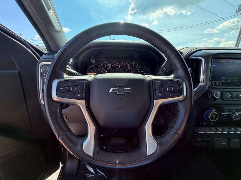 Used 2021 Chevrolet Silverado 1500 RST w/ Z71 Off-Road Package AWD/4WD image 18