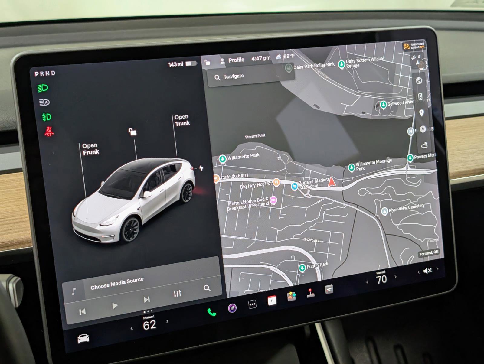 Used 2020 Tesla Model Y Long Range image 31