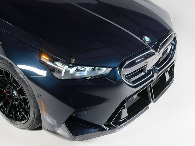 Used 2026 BMW M5 w/ Carbon Package AWD/4WD image 34
