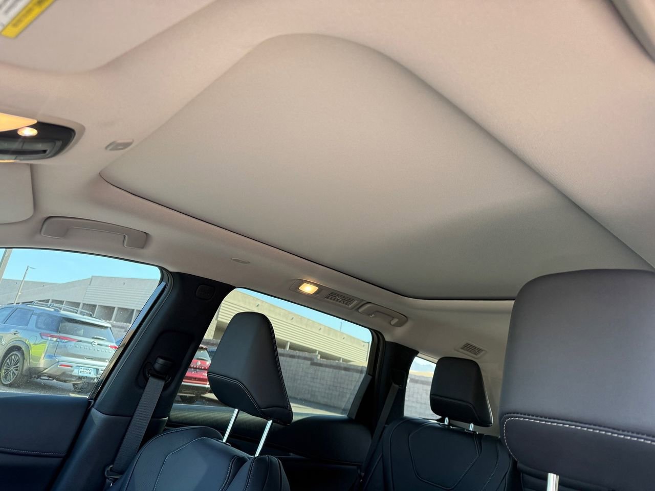 New 2026 INFINITI QX60 Pure image 14