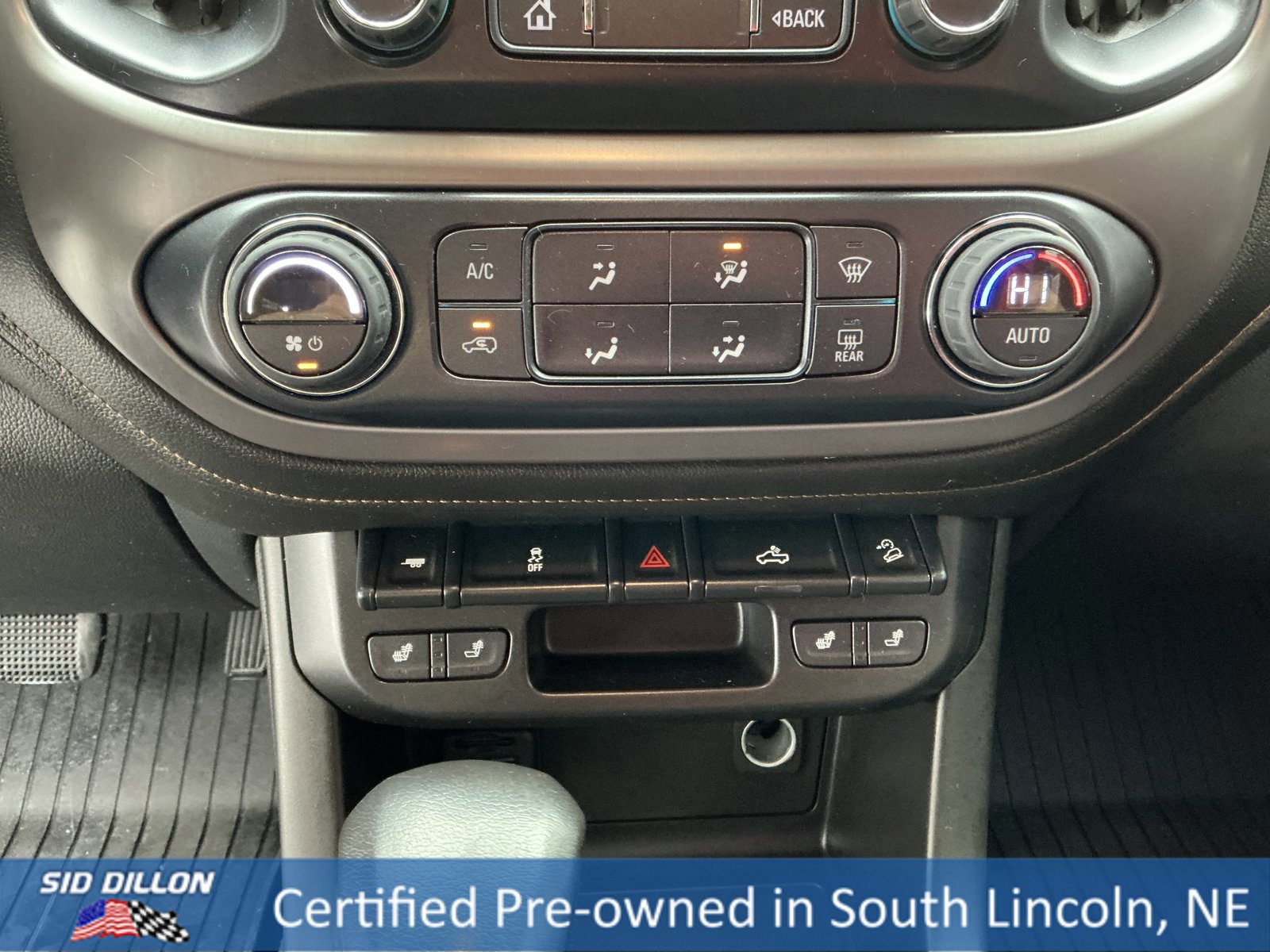 Used 2022 GMC Canyon AT4 image 12