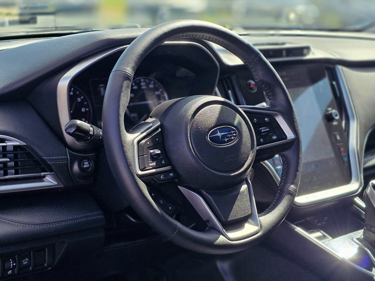 Used 2022 Subaru Outback Limited image 17