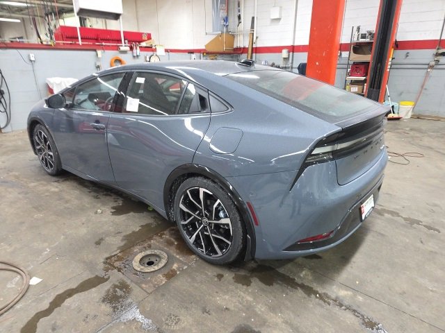 New 2026 Toyota Prius Plug-In Hybrid image 5