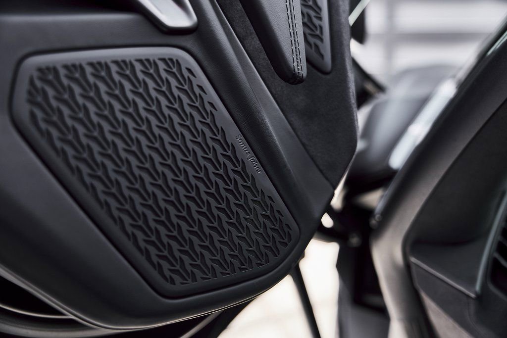 Used 2025 Lamborghini Revuelto image 42