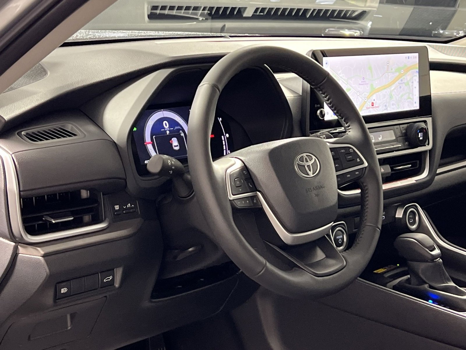 Used 2026 Toyota Grand Highlander XLE image 16