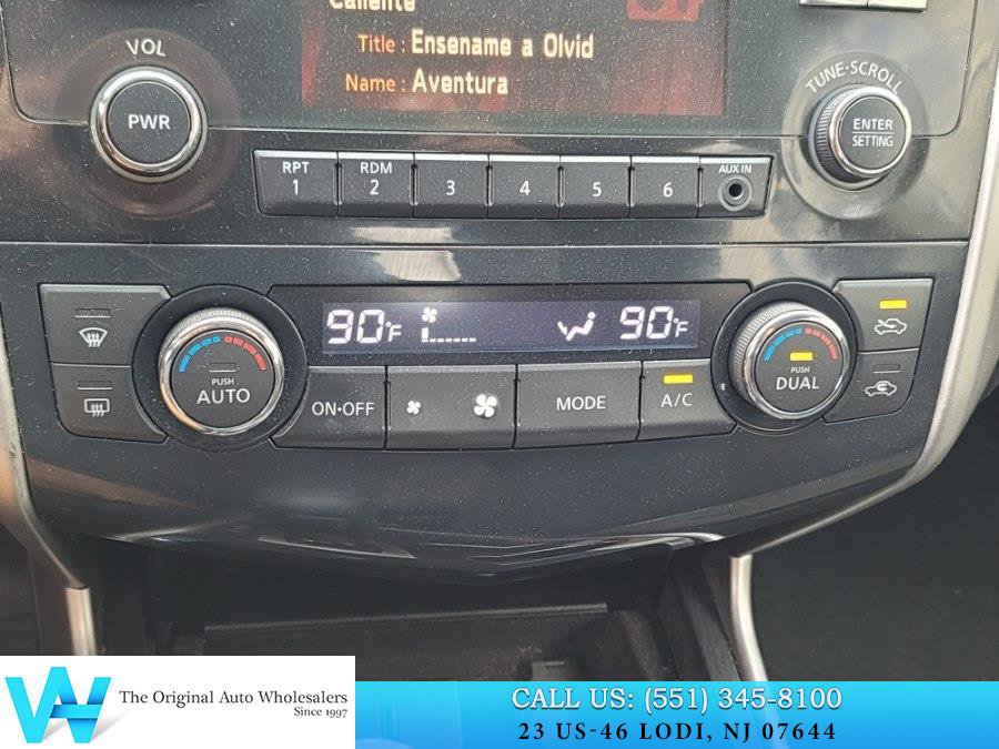 Used 2013 Nissan Altima 2.5 SV image 21