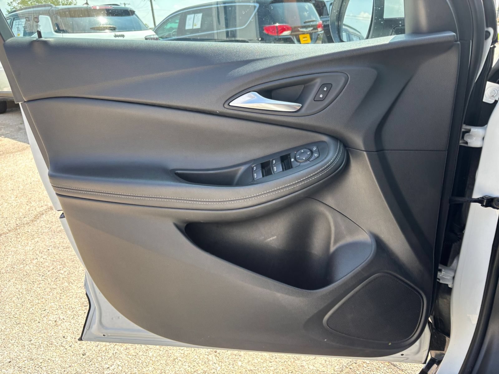 Used 2024 Buick Encore GX Sport Touring FWD image 18