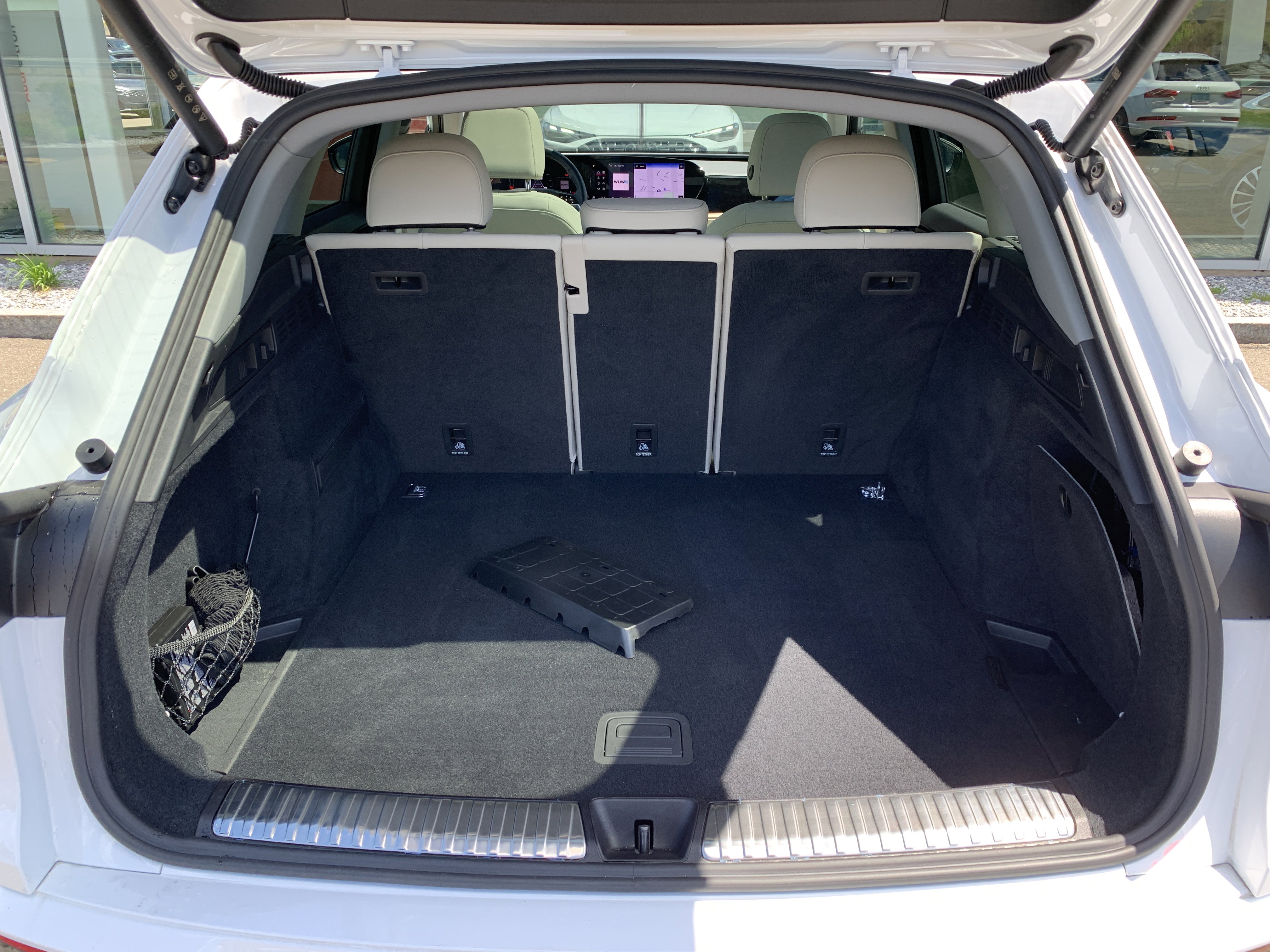 Certified 2025 Audi Q5 Premium w/ Convenience Package AWD/4WD image 17