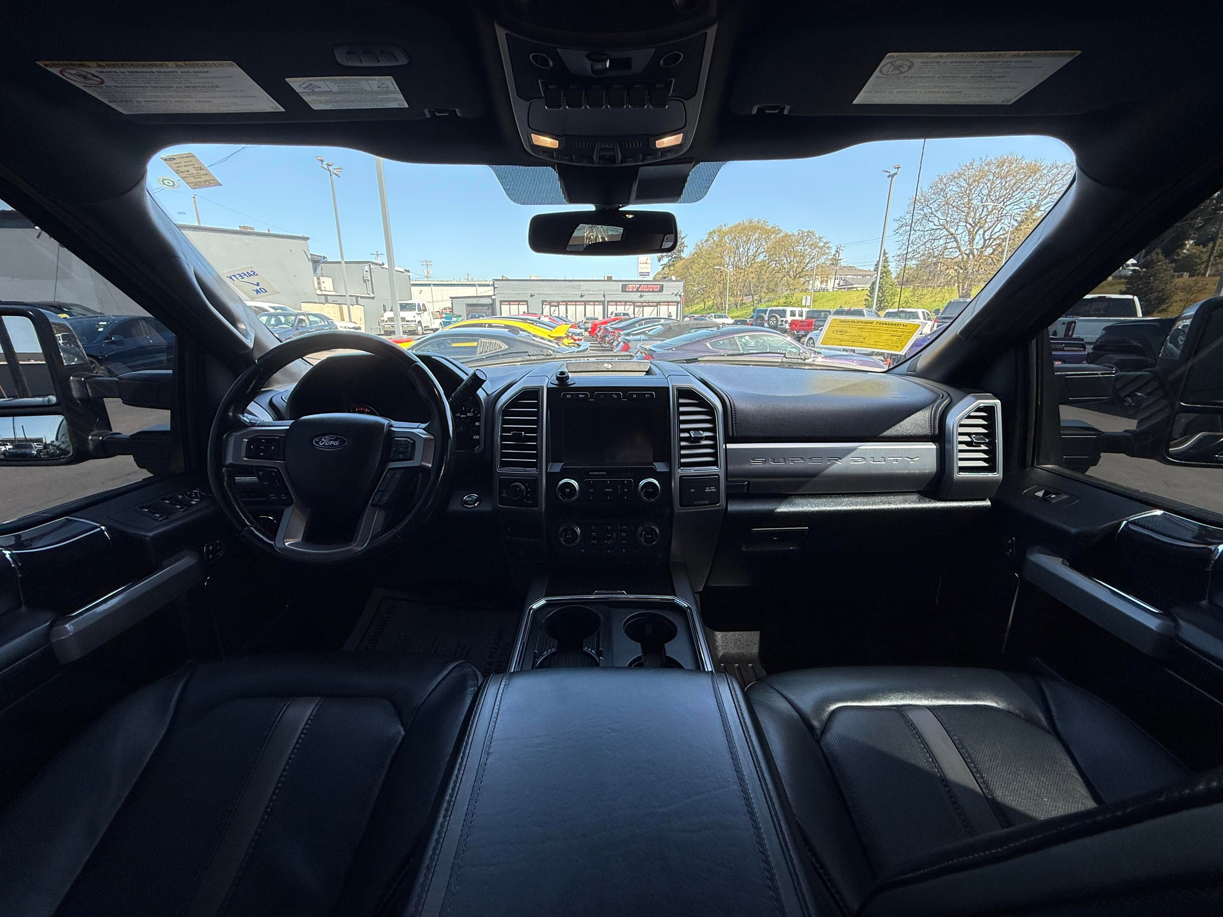 Used 2021 Ford F350 Platinum w/ Tremor Off-Road Package AWD/4WD image 11