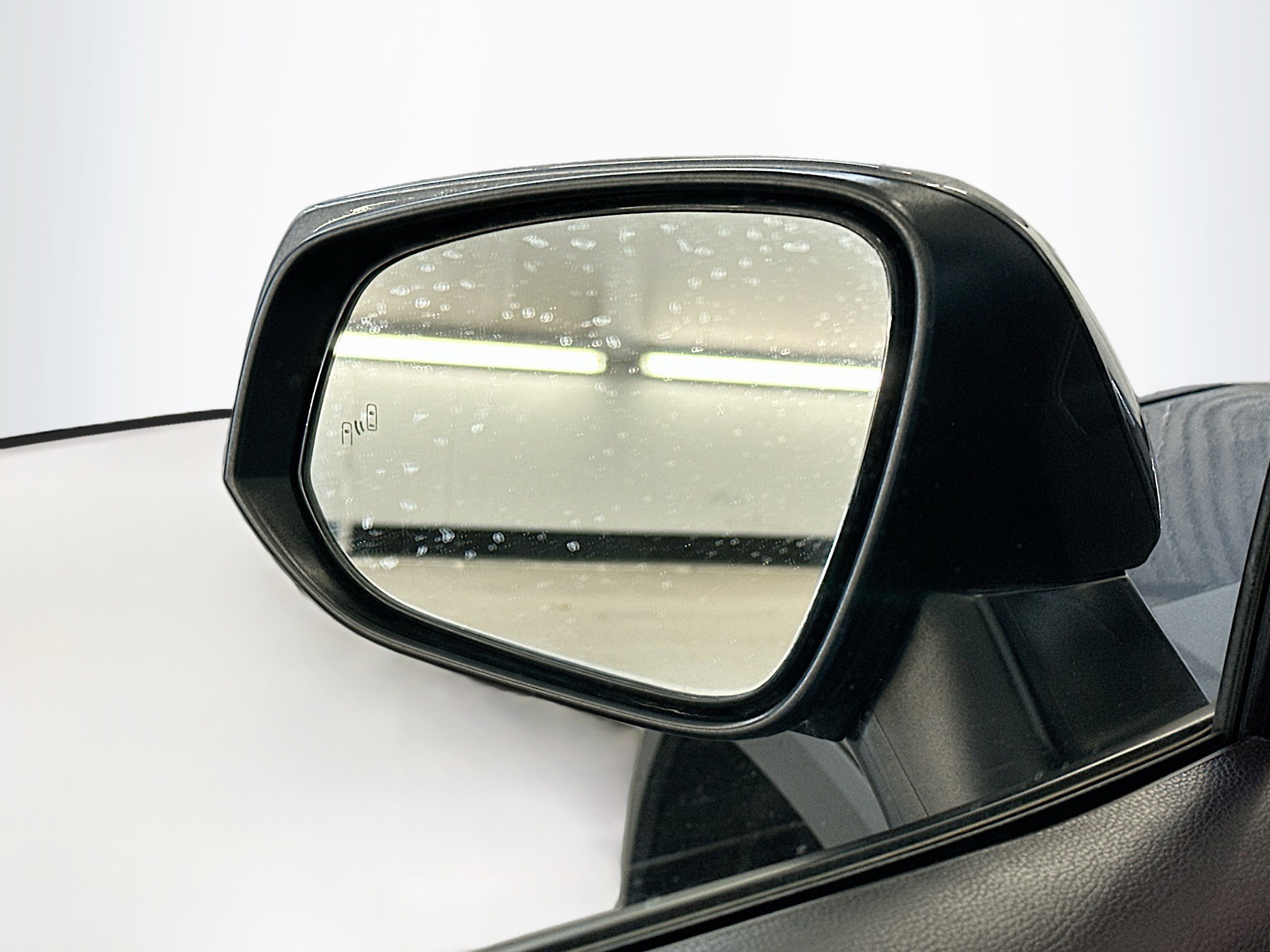 Used 2025 Toyota RAV4 XLE image 16