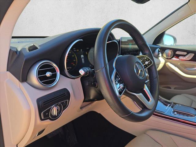 Used 2021 Mercedes-Benz GLC 300 4MATIC image 10