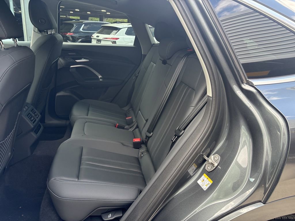 New 2025 Audi Q5 Premium Plus image 14