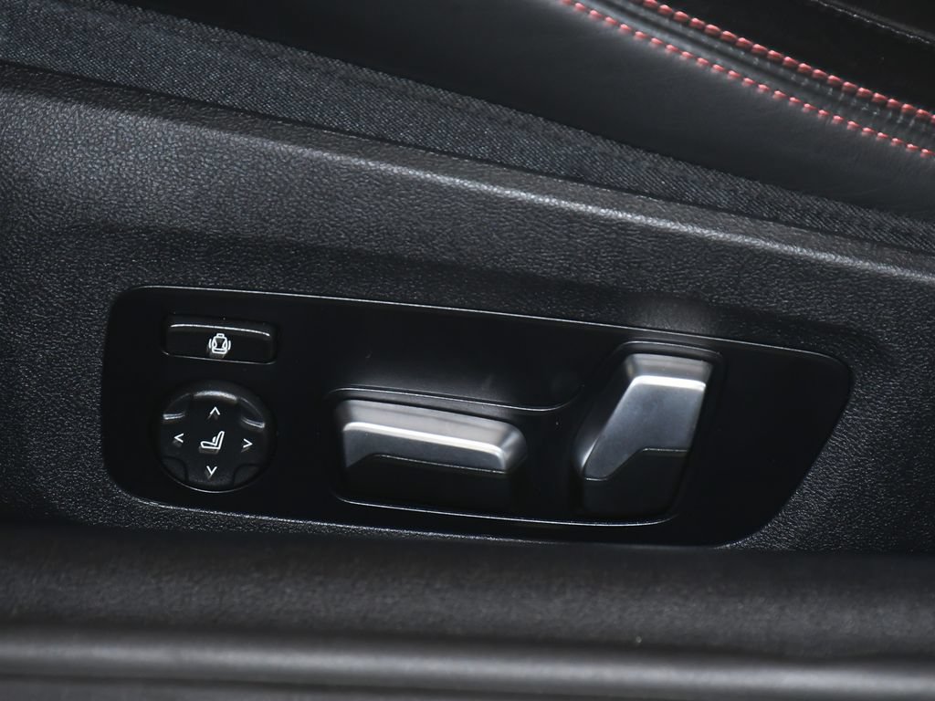 Used 2024 BMW M8 Competition AWD/4WD image 56