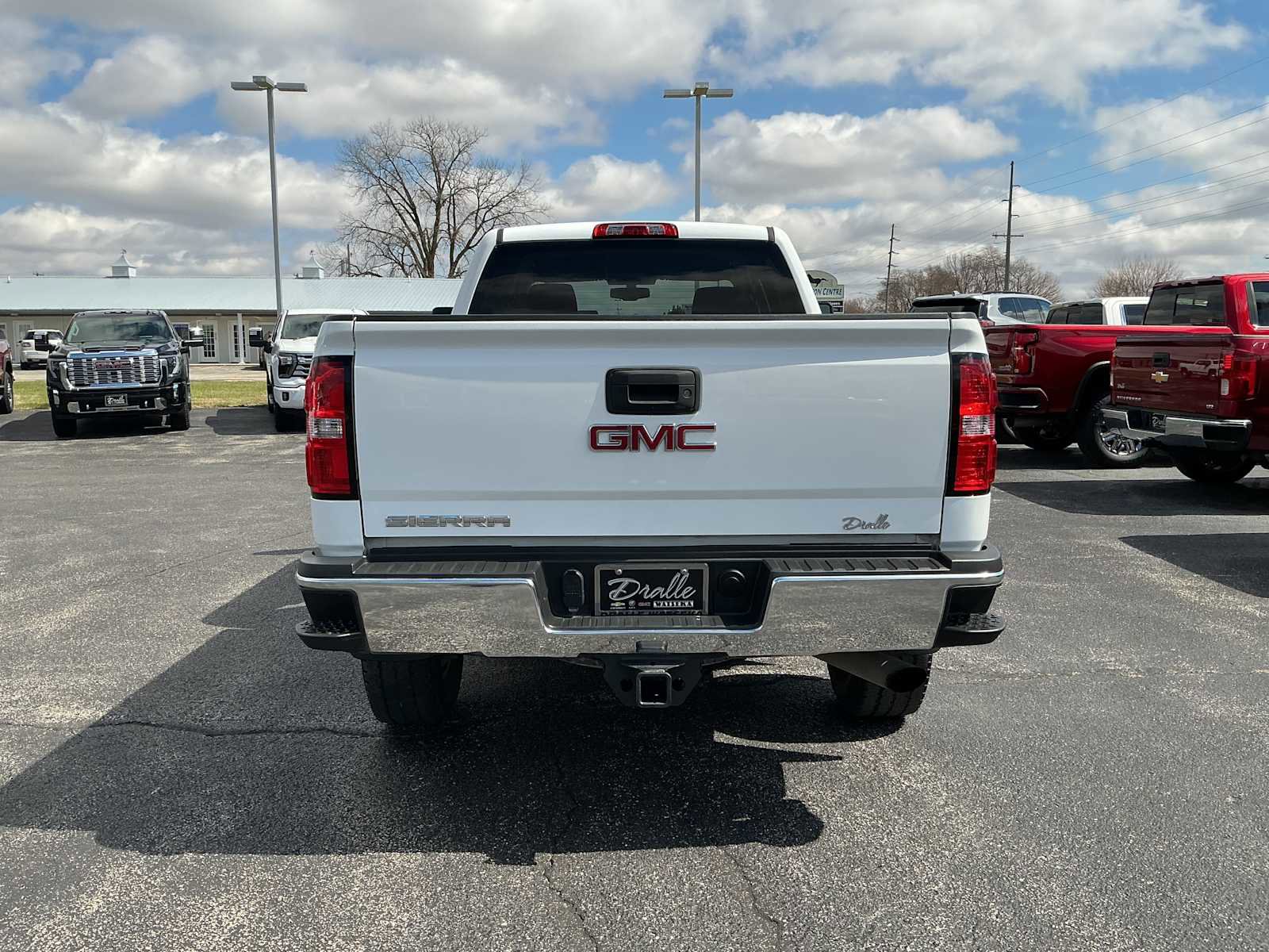 Used 2019 GMC Sierra 2500 SLE w/ SLE Preferred Package image 6