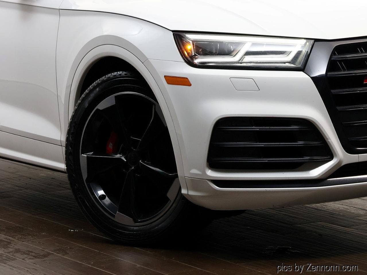 Used 2020 Audi SQ5 Premium Plus w/ Premium Plus Package AWD/4WD image 3