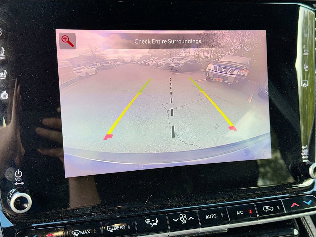 Used 2024 Jeep Wagoneer L Series III w/ Flexible Seating Group image 14