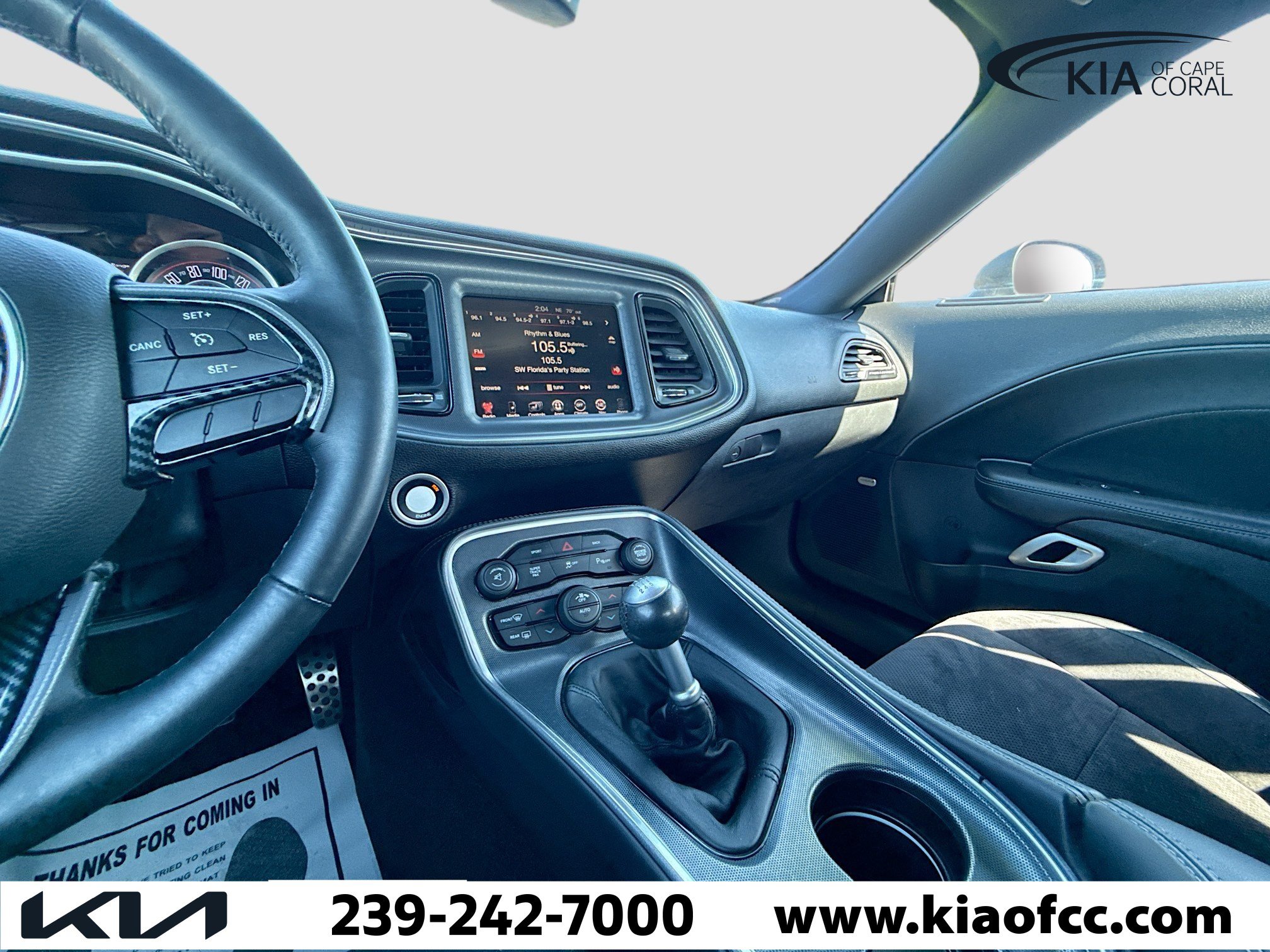 Used 2015 Dodge Challenger R/T Scat Pack w/ Leather Interior Group image 23