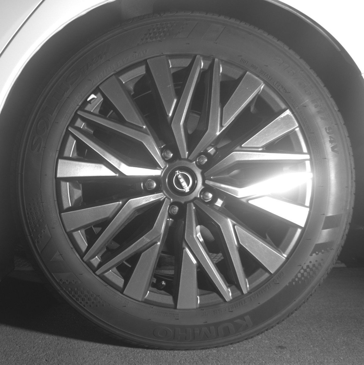 Used 2025 Nissan Altima 2.5 SV image 14