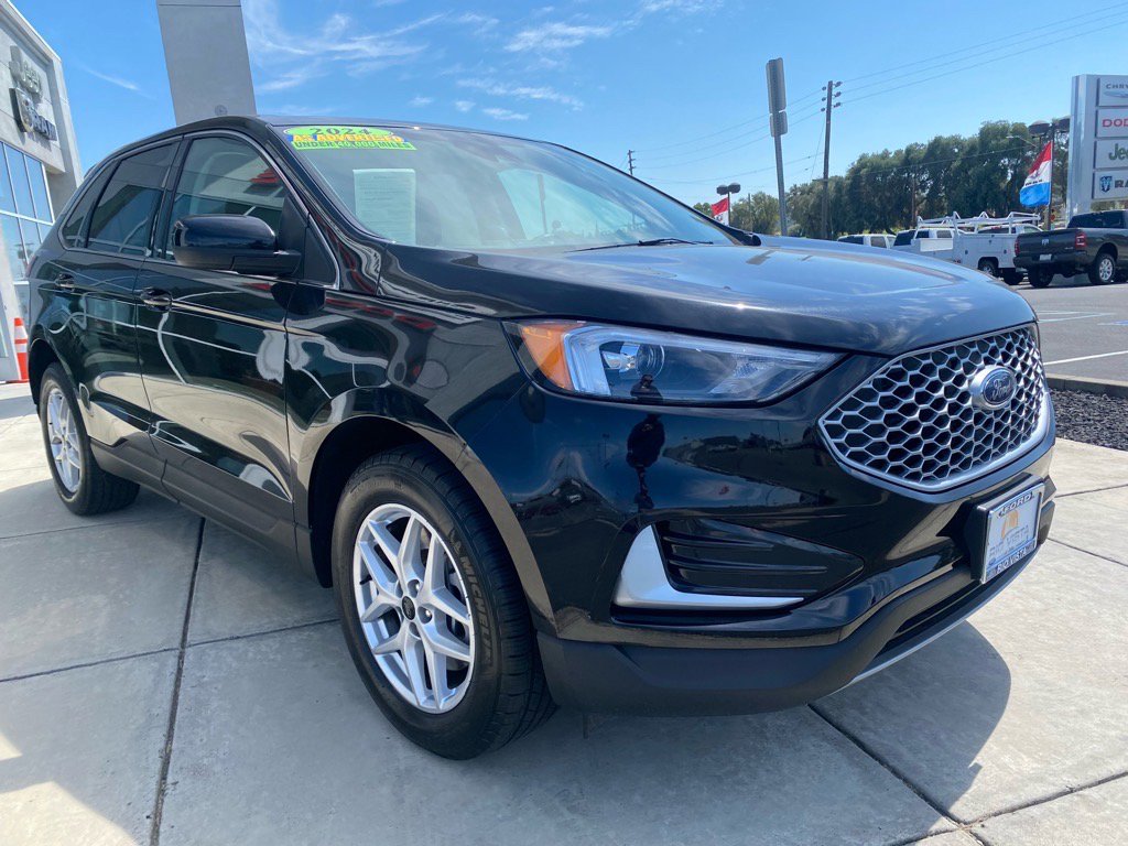 Used 2024 Ford Edge SEL image 11
