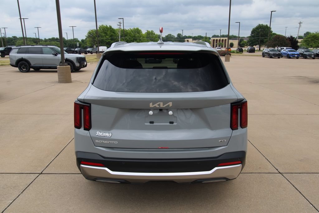 New 2026 Kia Sorento S AWD/4WD image 16