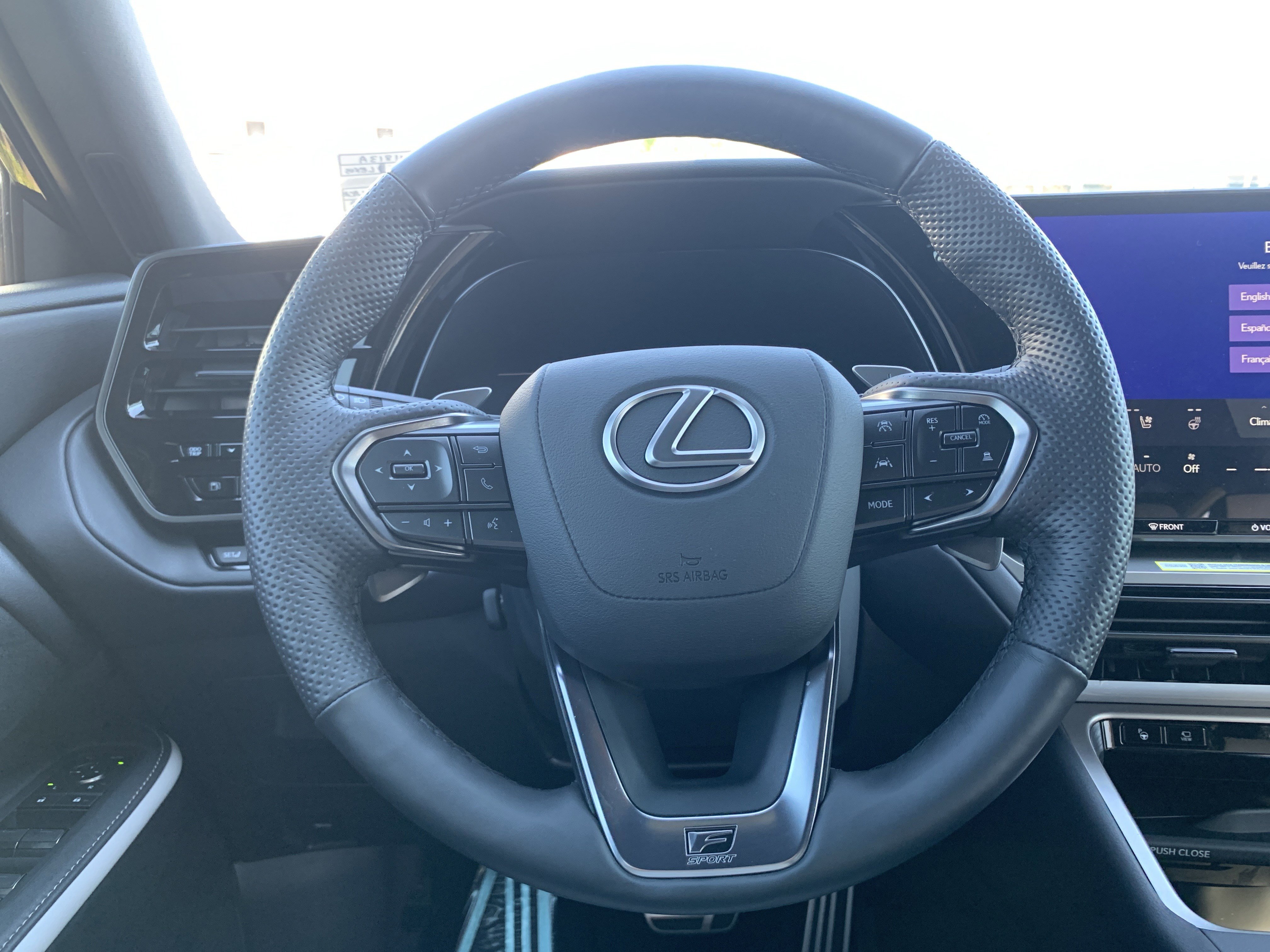 Certified 2025 Lexus TX 500h AWD w/ Technology Package image 18