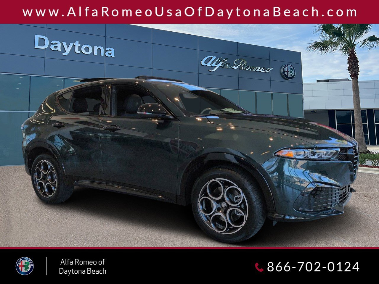 New 2026 Alfa Romeo Tonale w/ Black Premium Package AWD/4WD image 1