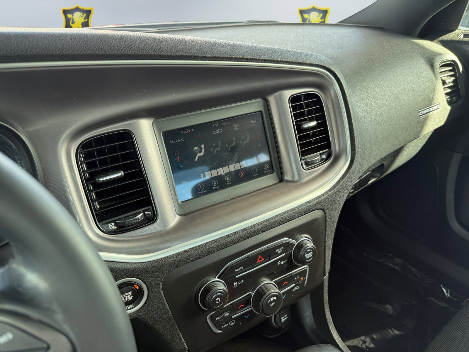 Used 2022 Dodge Charger SXT w/ Blacktop Package image 14