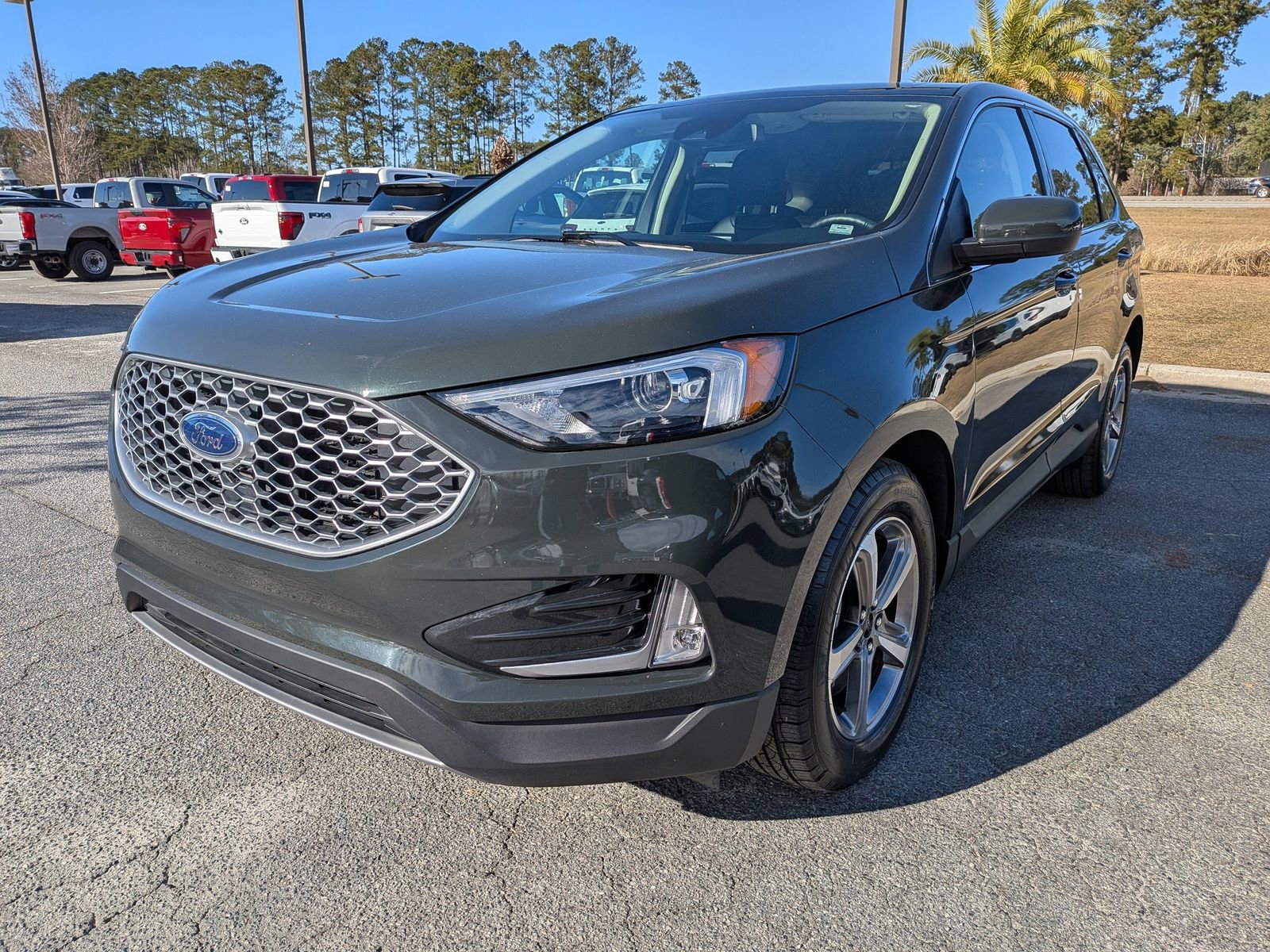 Certified 2024 Ford Edge SEL w/ Convenience Package image 9