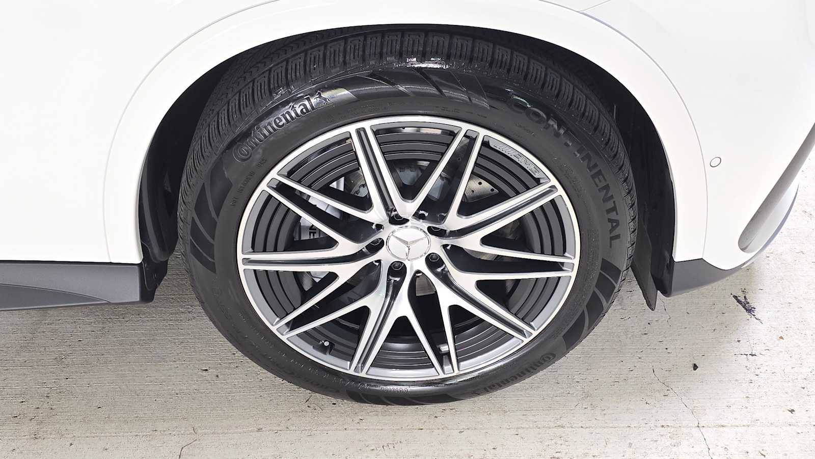 Certified 2026 Mercedes-Benz GLC 43 AMG 4MATIC image 9