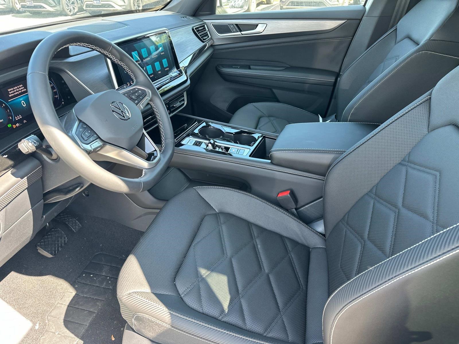 New 2025 Volkswagen Atlas Cross Sport SE image 7