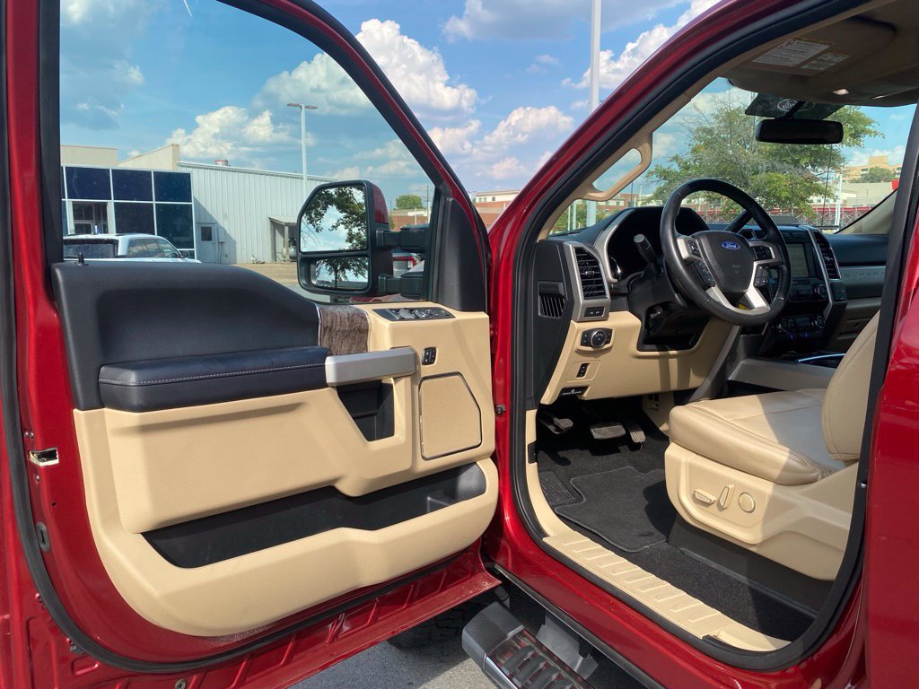 Certified 2019 Ford F250 Lariat w/ Lariat Value Package AWD/4WD image 10