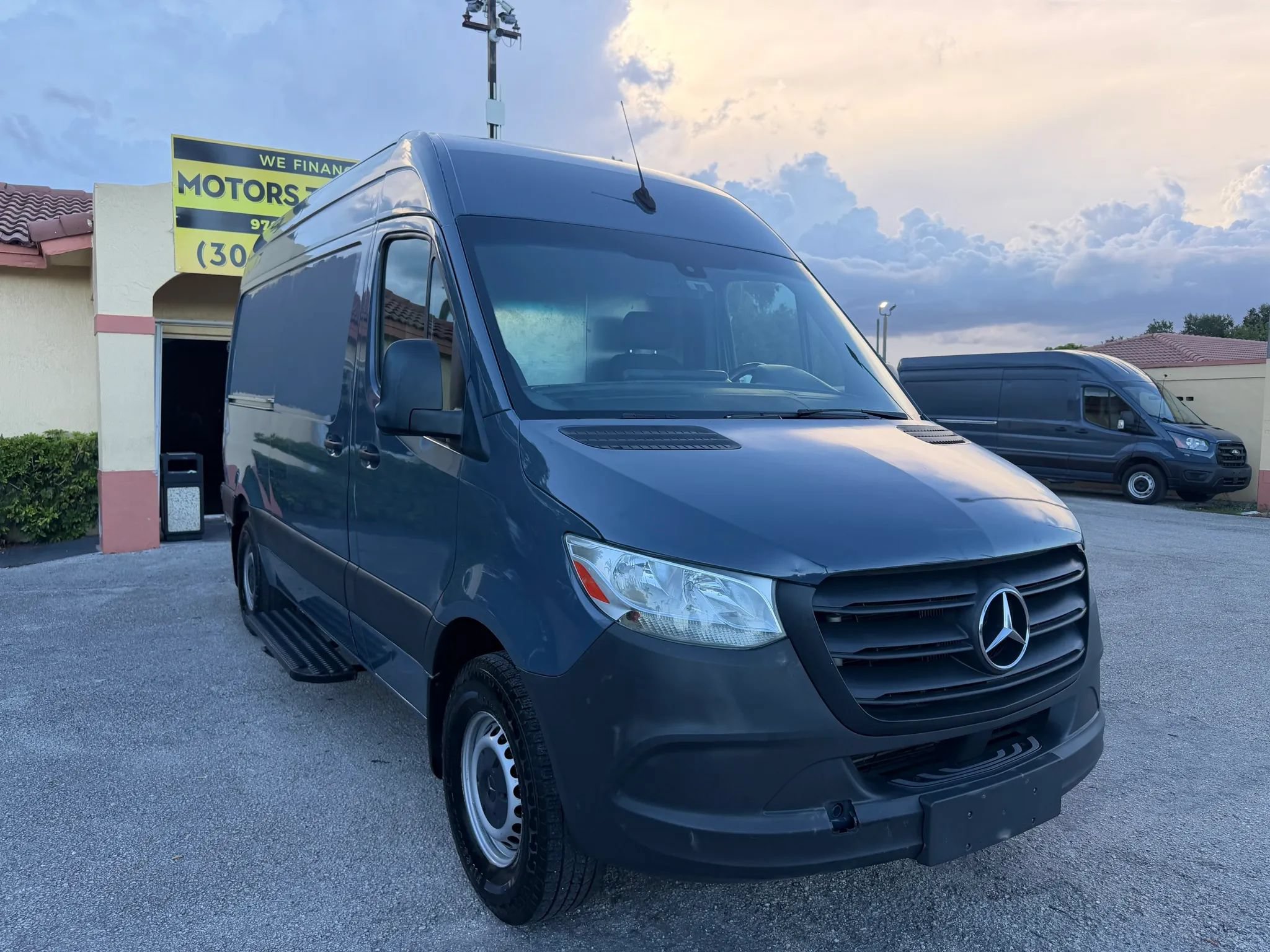 Used 2019 Mercedes-Benz Sprinter 144 image 9