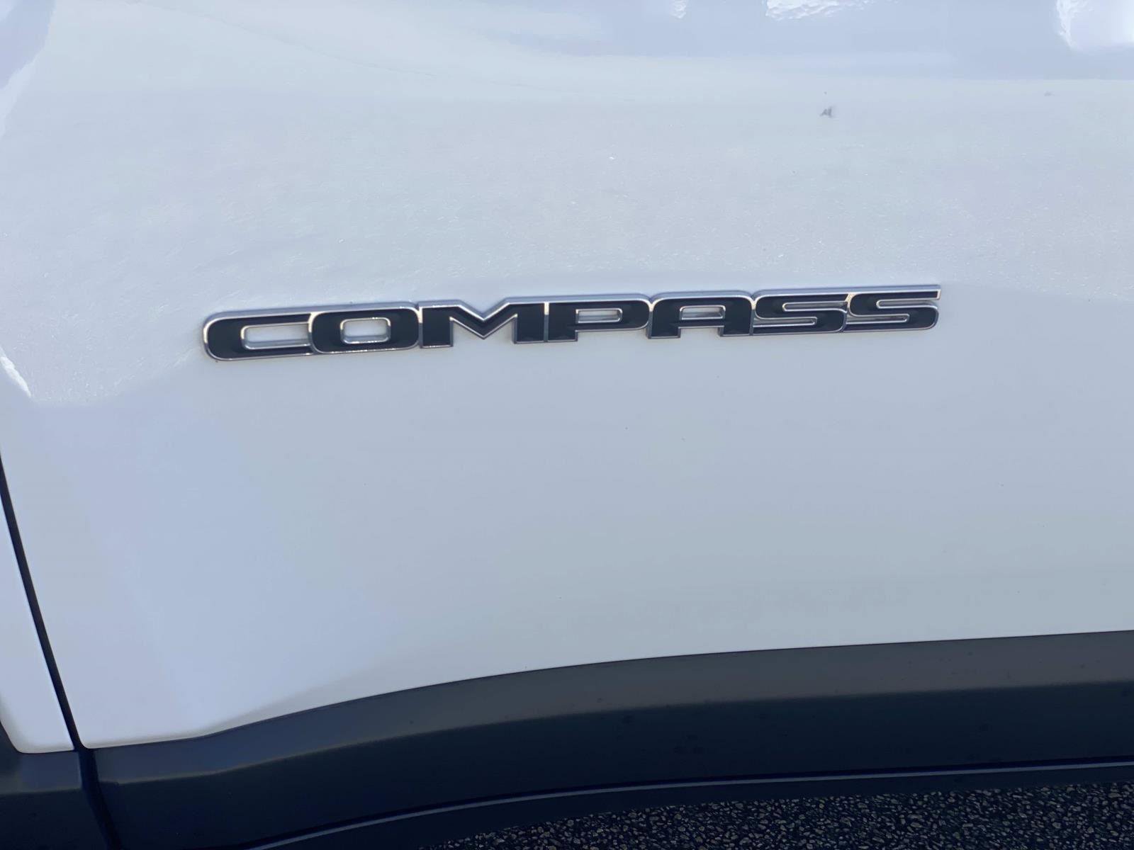 Certified 2022 Jeep Compass Latitude image 13