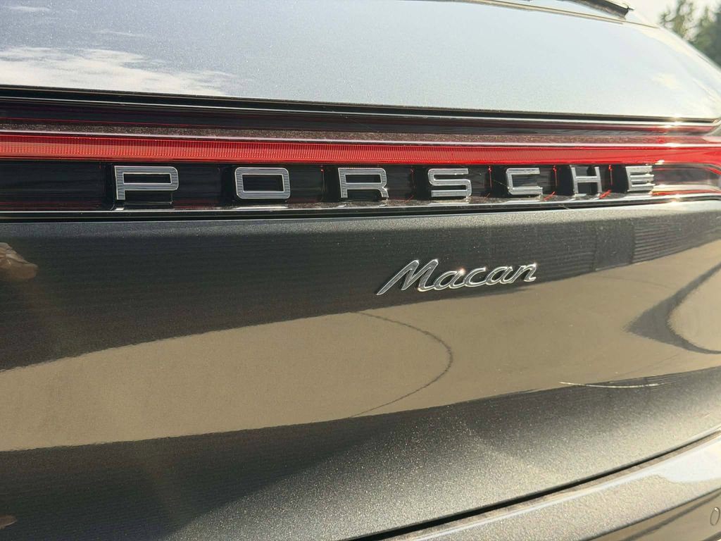 New 2026 Porsche Macan AWD/4WD image 12