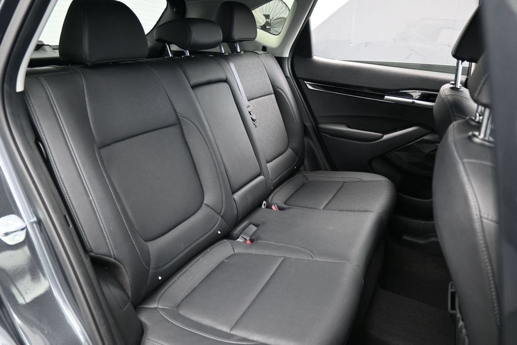 Used 2024 Kia Seltos EX FWD image 44